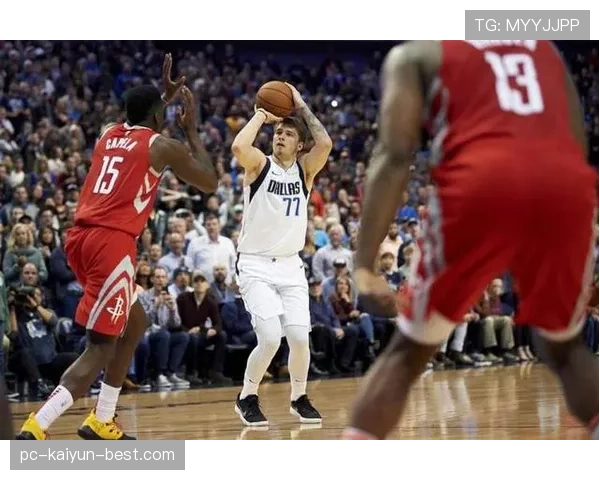 《干扰球》国际规则详解：NBA、FIBA、CBA有何不同？裁判如何判定关键干扰球